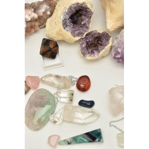 149 - A BOX OF GEMSTONE SPECIMENS, to include an amethyst geode, a conch shell, rose quartz crystal, citri... 