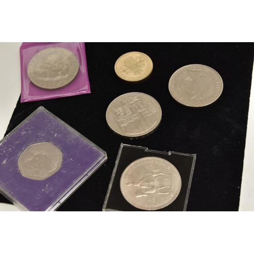 172 - A CARDBOARD TRAY CONTAINING A SMALL AMOUNT OF COINS, some Silver coins to include Royal Mail First D... 