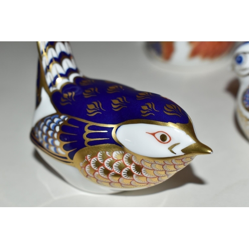 341 - FIVE ROYAL CROWN DERBY BIRD PAPERWEIGHTS, comprising Long Tailed Tit, Goldcrest, Robin, Wren and Blu... 