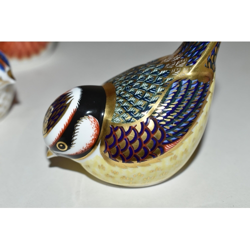 341 - FIVE ROYAL CROWN DERBY BIRD PAPERWEIGHTS, comprising Long Tailed Tit, Goldcrest, Robin, Wren and Blu... 