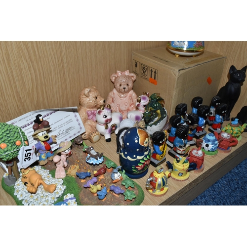 351 - A COLLECTION OF FIGURES AND OTHER ORNAMENTS, to include a Danbury Mint 'Garfield's Garden' sculpture... 