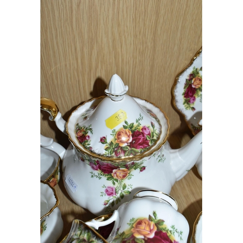 389 - THIRTY NINE PIECES OF ROYAL ALBERT 'OLD COUNTRY ROSES' PATTERN TEA AND COFFEE WARE, comprising teapo... 