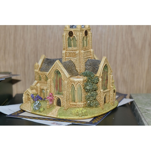 395 - THIRTY LILLIPUT LANE SCULPTURES, from various collections including Classics, Christmas, Bird and Br... 