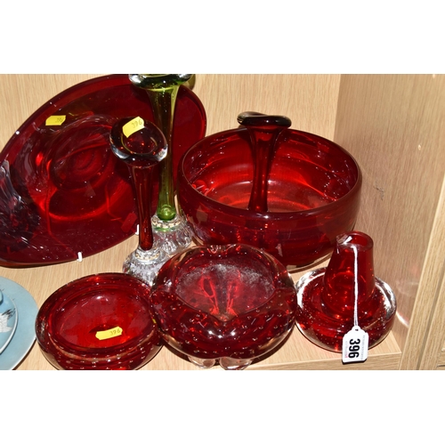 396 - A GROUP OF GLASSWARE, comprising a Whitefriars ruby cased Molar bowl of lobed form, with controlled ... 