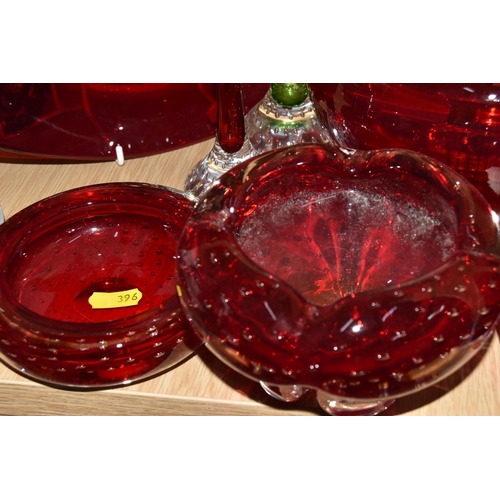 396 - A GROUP OF GLASSWARE, comprising a Whitefriars ruby cased Molar bowl of lobed form, with controlled ... 