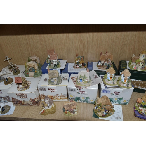 399 - TWENTY SIX LILLIPUT LANE SCULPTURES, collectors club and anniversary pieces, most with deeds and box... 