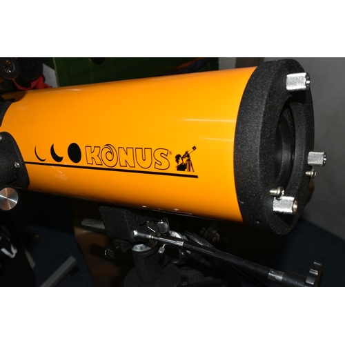 415 - KONUS TELESCOPE MOUNTED ON A TRIPOD, D=114mm F=500mm  coated optic, (1)