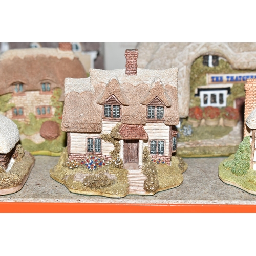 425 - A COLLECTION OF LILLIPUT LANE SCULPTURES, forty sculptures from the South East collection to include... 