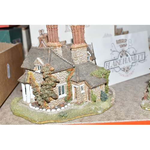 442 - THREE BOXES AND LOOSE LILLIPUT LANE BLAISE HAMLET COLLECTION, ETC, to include fourteen Lilliput Lane... 