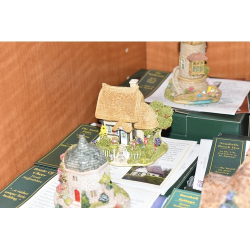 469 - THIRTY ONE LILLIPUT LANE SCULPTURES, from the British, South East, South West, North and Midlands co... 