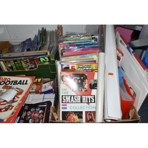 520 - A LARGE COLLECTION OF TOPPS, PANINI AND MERLIN FOOTBALL STICKERS AND TRADING CARDS, majority from ea... 