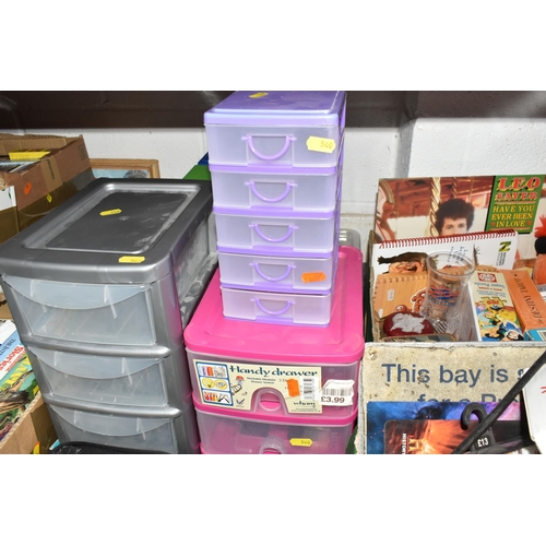 540 - FIVE BOXES AND LOOSE MISCELLANEOUS, to include plastic storage drawers small and medium (7), case to... 