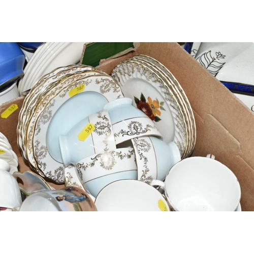 587 - SIX BOXES AND LOOSE CERAMIC KITCHENWARE, to include Poole retro two tone colour tea ware including t... 