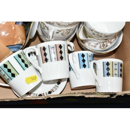 587 - SIX BOXES AND LOOSE CERAMIC KITCHENWARE, to include Poole retro two tone colour tea ware including t... 