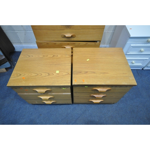 1207 - A SELECTION OF BEDROOM FURNITURE, to include an Austinsuite chest of six drawers, width 76cm x depth... 