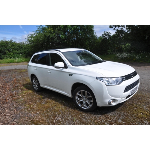 1002 - A 2015 MITSUBISHI OUTLANDER GX3H PHEV AUTO HYBRID ELECTRIC SUV in white, first registered 22/05/1015... 