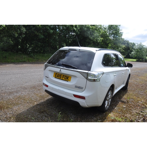 1002 - A 2015 MITSUBISHI OUTLANDER GX3H PHEV AUTO HYBRID ELECTRIC SUV in white, first registered 22/05/1015... 