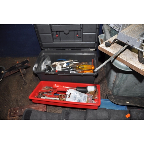 1073 - A TRAY AND A TOOLBOX CONTAINING TOOLS including an auger bit set,a SDS drill and chisel set, various... 