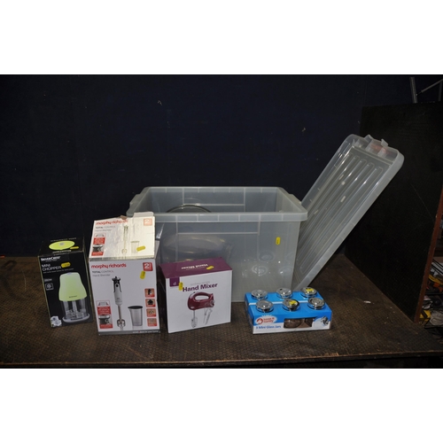 1110 - A PLASTIC BOX CONTAINING KITCHEN ITEMS including an Andrew James hand mixer, a Morphy Richards hand ... 