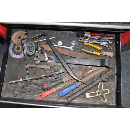 1072 - A CLARKE PREMIUM MECHANICS TOOL CHEST with seven drawers containing automotive tools and parts (see ... 