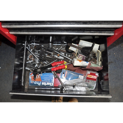 1072 - A CLARKE PREMIUM MECHANICS TOOL CHEST with seven drawers containing automotive tools and parts (see ... 