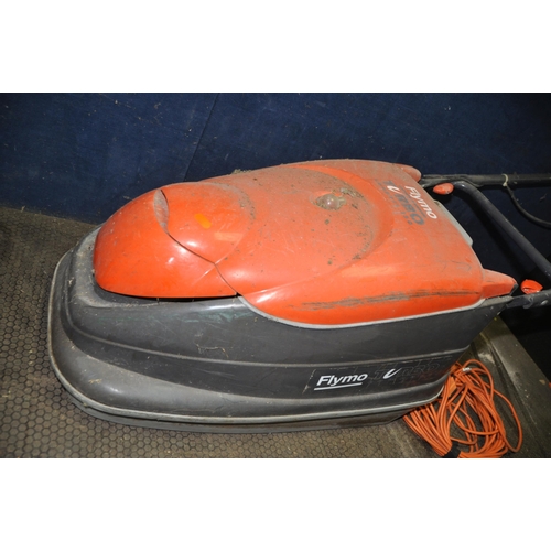 1074 - A FLYMO TURBO COMPACT 330 ELECTRIC LAWN MOWER (PAT pass and working)