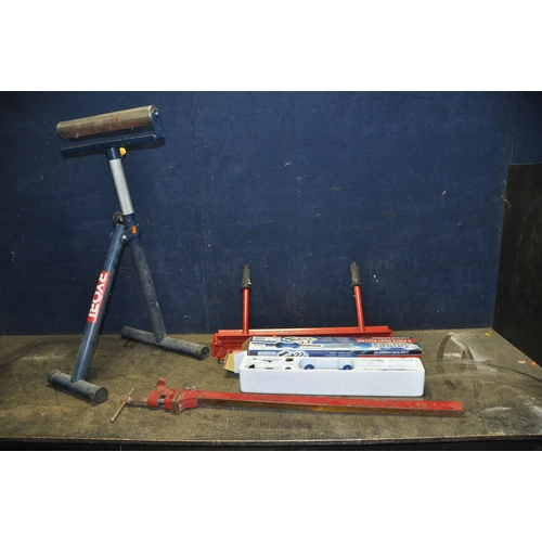 1076 - A CLARKE 9 PIECE DENT PULLER KIT IN ORIGINAL BOX, a Clarke sheet metal bender 24in width, a Clarke 8... 