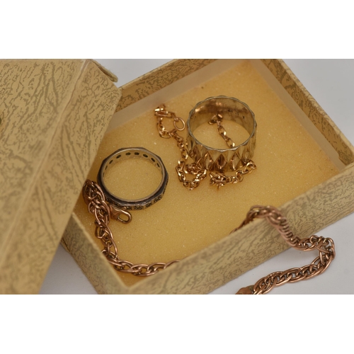 27 - AN ASSORTMENT OF JEWELLERY, to include a yellow gold belcher style bracelet, fitted with a spring cl... 