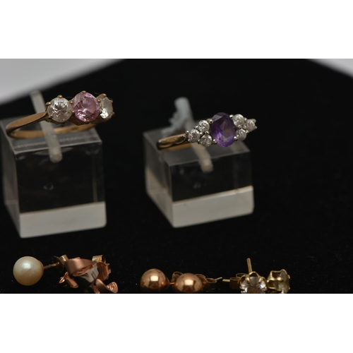 30 - AN ASSORTMENT OF JEWELLERY, to include an amethyst and cubic zirconia ring, hallmarked 9ct Birmingha... 