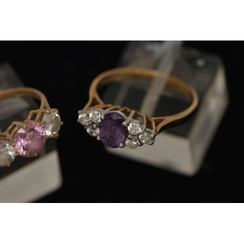 30 - AN ASSORTMENT OF JEWELLERY, to include an amethyst and cubic zirconia ring, hallmarked 9ct Birmingha... 