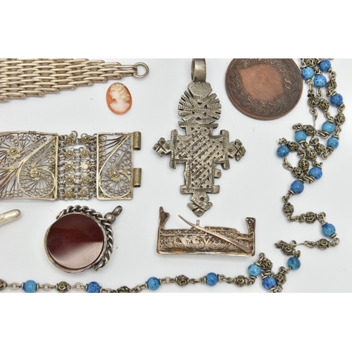 78 - A SELECTION OF JEWELLERY, to include a silver swivel fob, with silver hallmark, a Wedgwood ring, a c... 