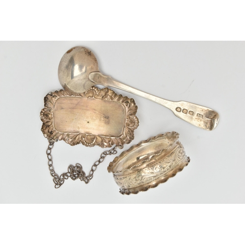 87 - THREE ITEMS OF SILVER, to include a Georgian fiddle pattern mustard spoon, hallmarked 'I.B' London 1... 