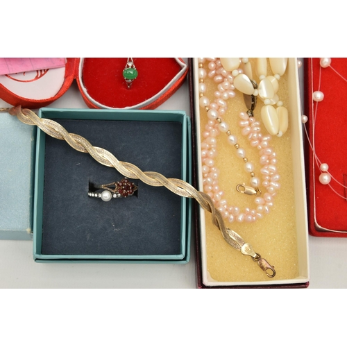 112 - A BOX OF WHITE METAL AND SEMI-PRECIOUS GEMSTONE SET JEWELLERY, to include a silver oval locket penda... 