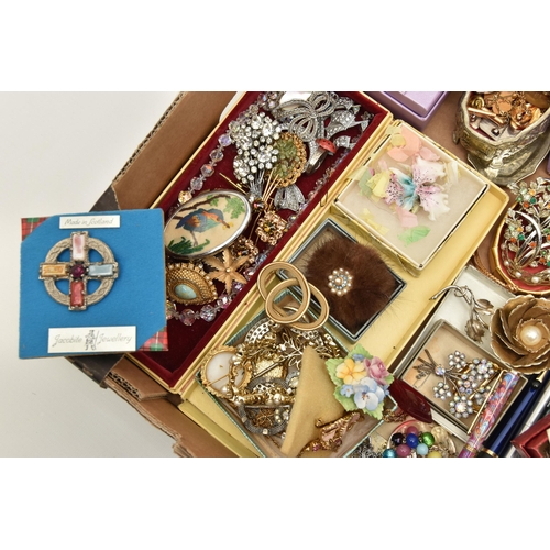 117 - A BOX OF ASSORTED COSTUME JEWELLERY AND ITEMS, to include various beaded necklaces, brooches, facete... 