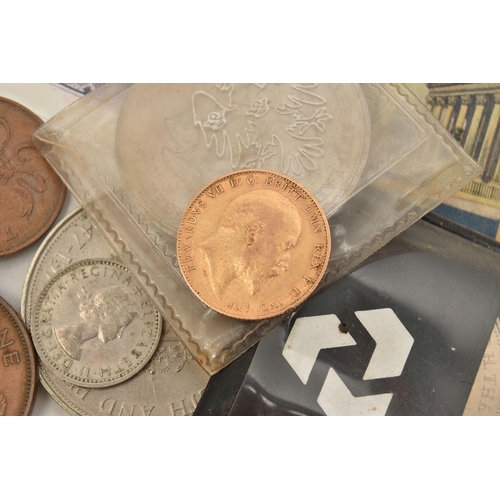 137 - A SMALL PLASTIC TUB CONTAINING A FULL GOLD SOVEREIGN COIN AND A SMALL AMOUNT OF UK COINS, to include... 