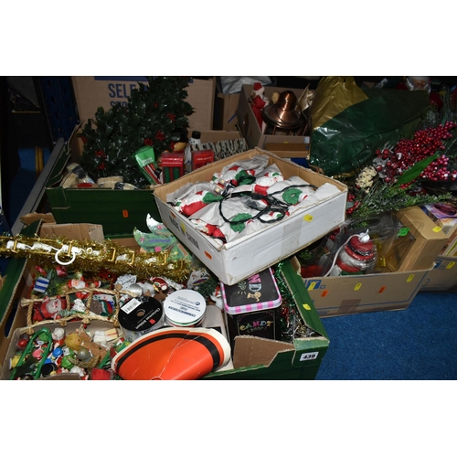 439 - NINE BOXES AND LOOSE CHRISTMAS DECORATIONS, to include Christmas tree lights, wreaths, packs of Chri... 