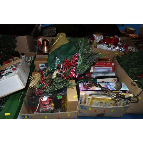 439 - NINE BOXES AND LOOSE CHRISTMAS DECORATIONS, to include Christmas tree lights, wreaths, packs of Chri... 