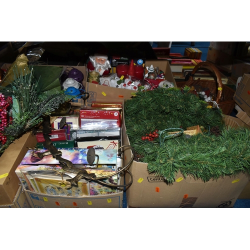 439 - NINE BOXES AND LOOSE CHRISTMAS DECORATIONS, to include Christmas tree lights, wreaths, packs of Chri... 