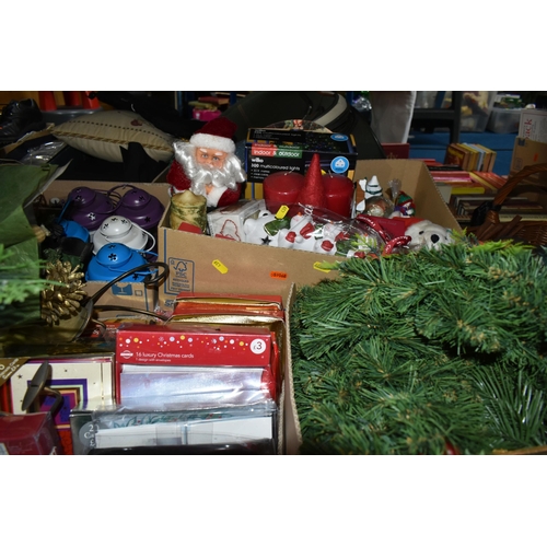 439 - NINE BOXES AND LOOSE CHRISTMAS DECORATIONS, to include Christmas tree lights, wreaths, packs of Chri... 