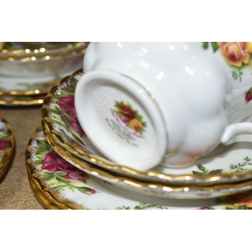 462 - A ROYAL ALBERT 'OLD COUNTRY ROSES' PATTERN TEA SET, comprising one teapot (small chip on handle), ca... 