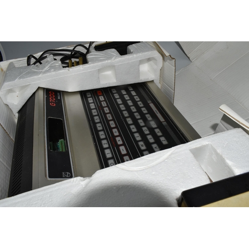 507 - A PHILIPS VIDEOPAC G7000 GAMES CONSOLE BOXED, European version of the Magnavox Odyssey 2, includes t... 