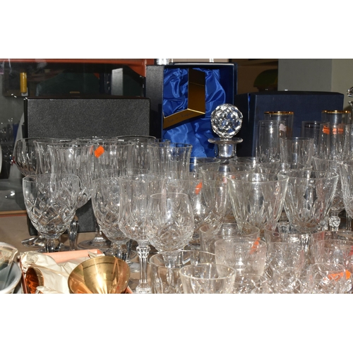 509 - A GROUP OF MAINLY CRYSTAL CUT GLASSES FROM NAMED MANUFACTURERS to include a box of six Dema gilded a... 