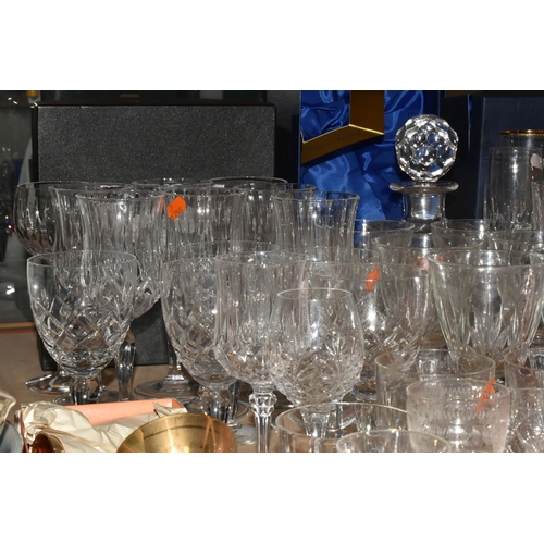 509 - A GROUP OF MAINLY CRYSTAL CUT GLASSES FROM NAMED MANUFACTURERS to include a box of six Dema gilded a... 