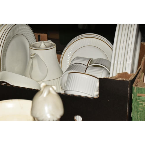 510 - FOUR BOXES AND LOOSE CERAMICS FROM NAMED MANUFACTURERS to include three small Belleek vases (repair ... 