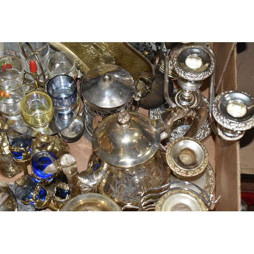 515 - FOUR BOXES AND LOOSE ASSORTED GLASS AND METALWARE to include a Royal Doulton glass vase, a Royal Alb... 