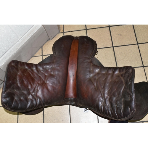 540 - EQUESTRIAN: A LEATHER PONY SADDLE, length 44cm x width of seat approximately 25cm, no maker's name (... 