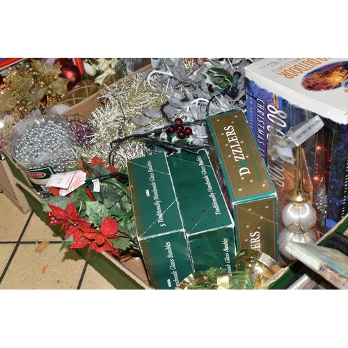 553 - FIVE BOXES AND LOOSE CHRISTMAS DECORATIONS, BOOKS AND SUNDRY ITEMS, to include over thirty books on ... 