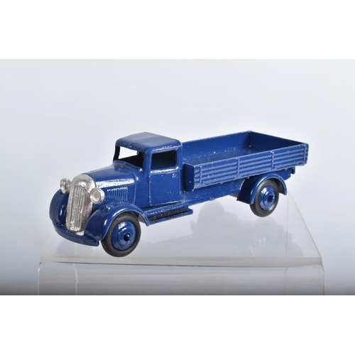 16 - A QUANTITY OF REPAINTED AND RESTORED DINKY TOYS VEHICLES, to include assorted 25 series lorries, wit... 