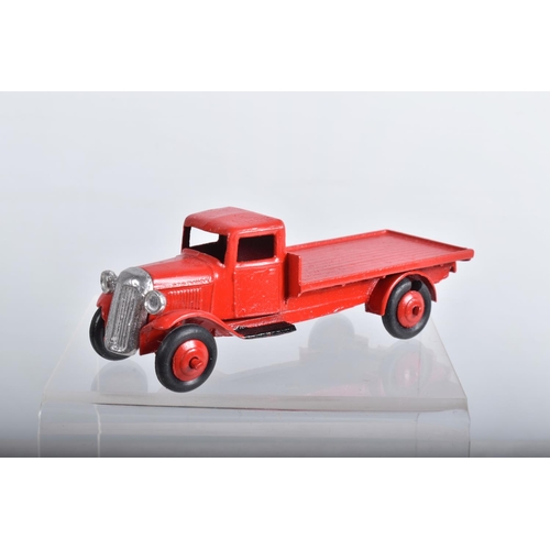 16 - A QUANTITY OF REPAINTED AND RESTORED DINKY TOYS VEHICLES, to include assorted 25 series lorries, wit... 