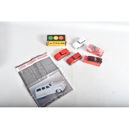 53 - TWO BOXED SEAR MODELS TRIUMPH CAR MODELS, 1/43 scale resin models, Swallow Doretti and Protea, both ... 